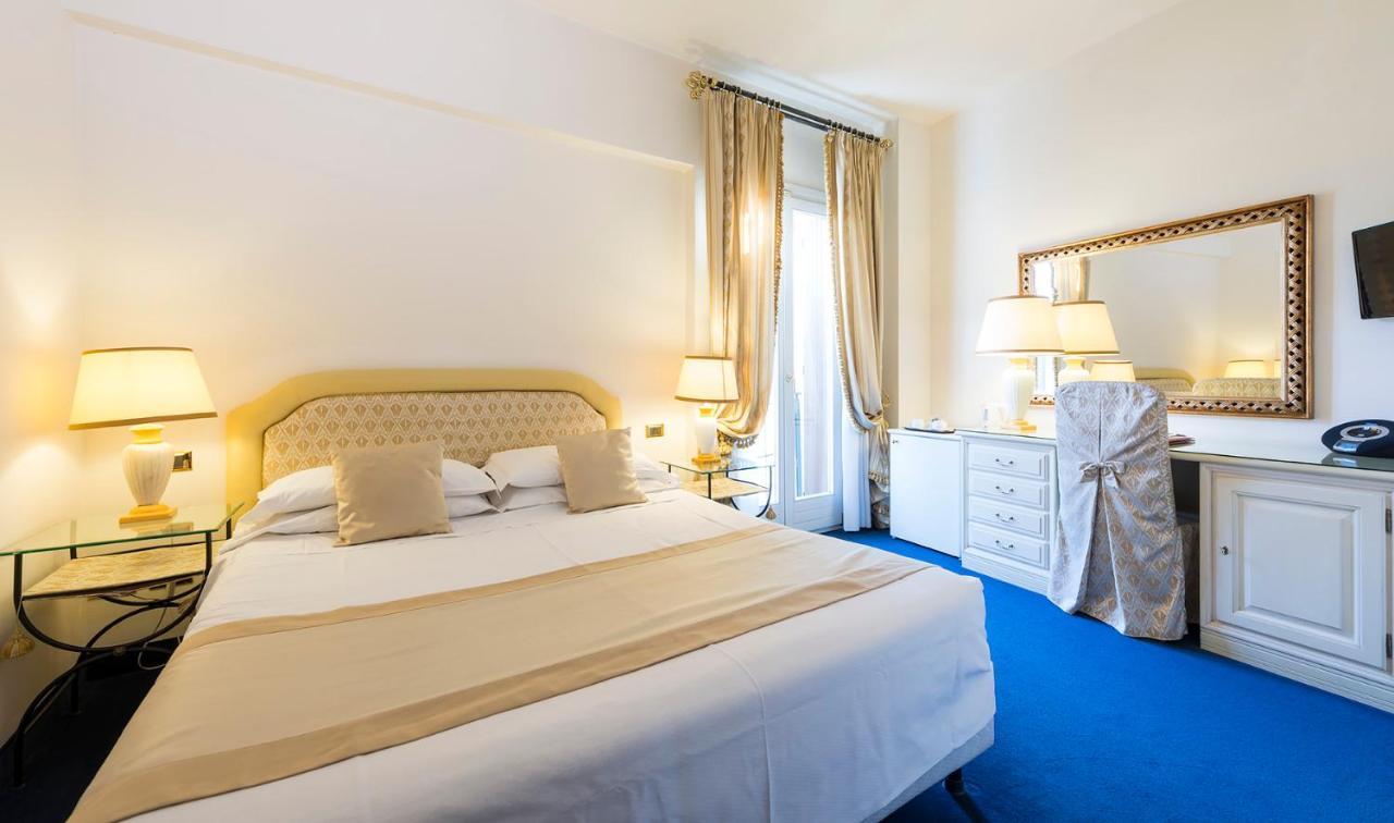 Hotel 4 Stagioni Sensus Spa Bardolino Luaran gambar